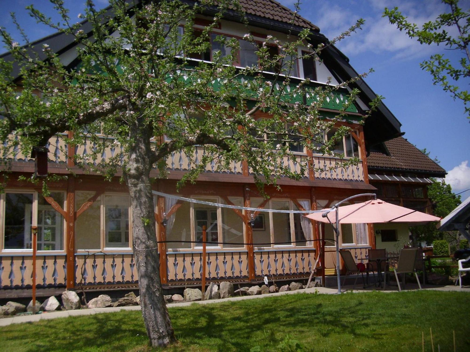 Beautiful Apartment In A Black Forest House With Conservatory Bernau im Schwarzwald Buitenkant foto