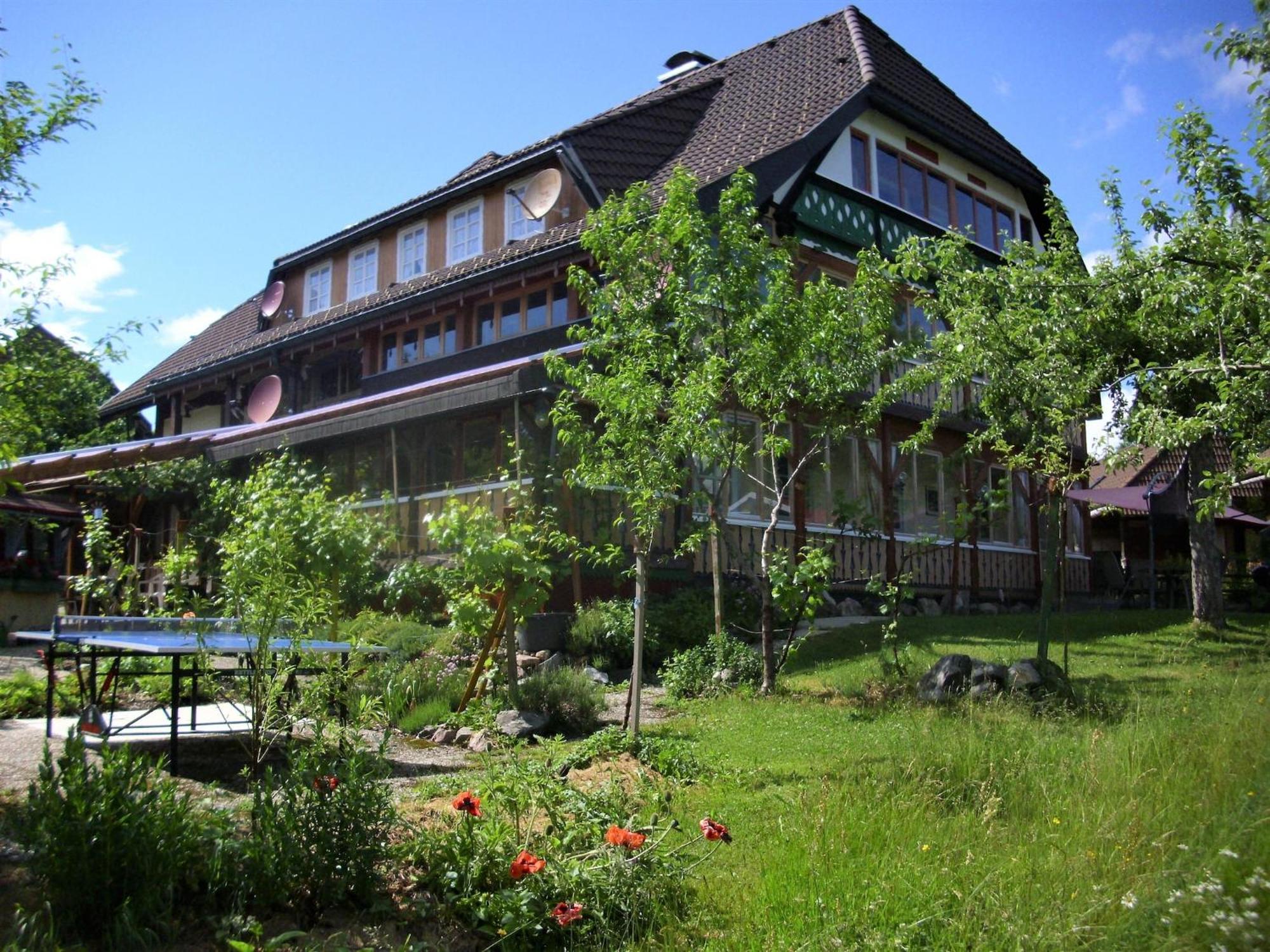 Beautiful Apartment In A Black Forest House With Conservatory Bernau im Schwarzwald Buitenkant foto