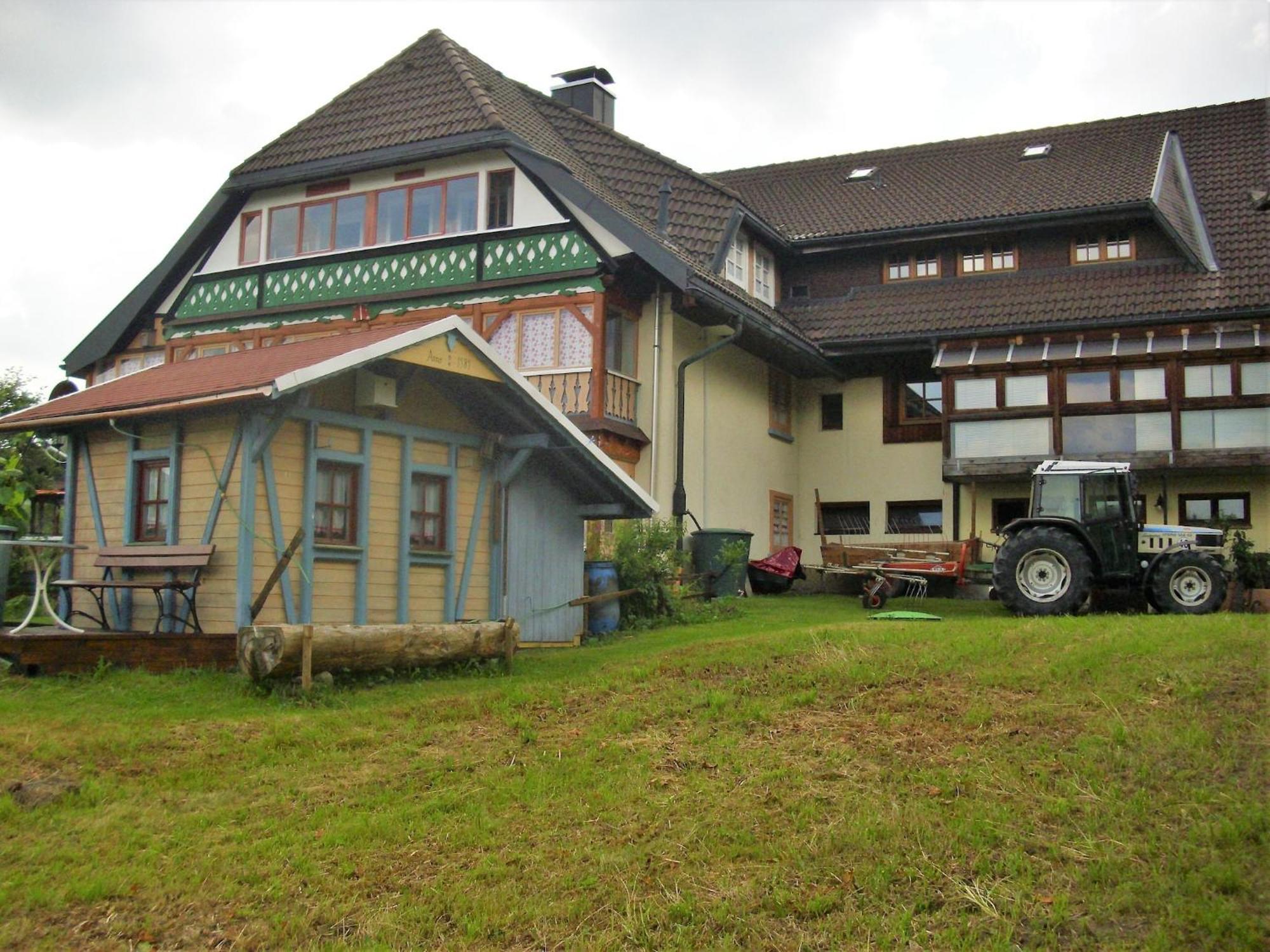 Beautiful Apartment In A Black Forest House With Conservatory Bernau im Schwarzwald Buitenkant foto
